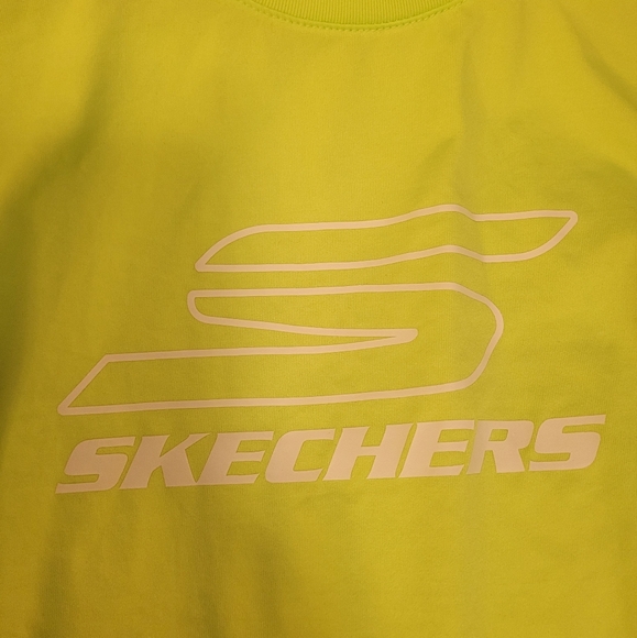 Skechers Performance shirt, medium, lime green color, 100% polyester - Picture 3 of 4